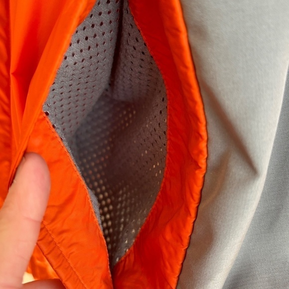Eddie Bauer orange lightweight windbreaker size M - Picture 5 of 15